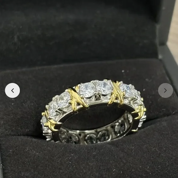 NWT Luxury 16-stone Ring white sapphire gold and platinum - Picture 10 of 10